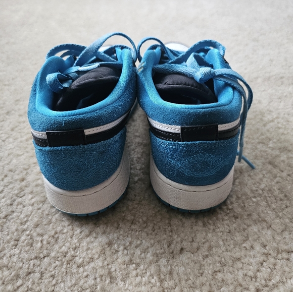 Nike Jordan 1 - Picture 4 of 5